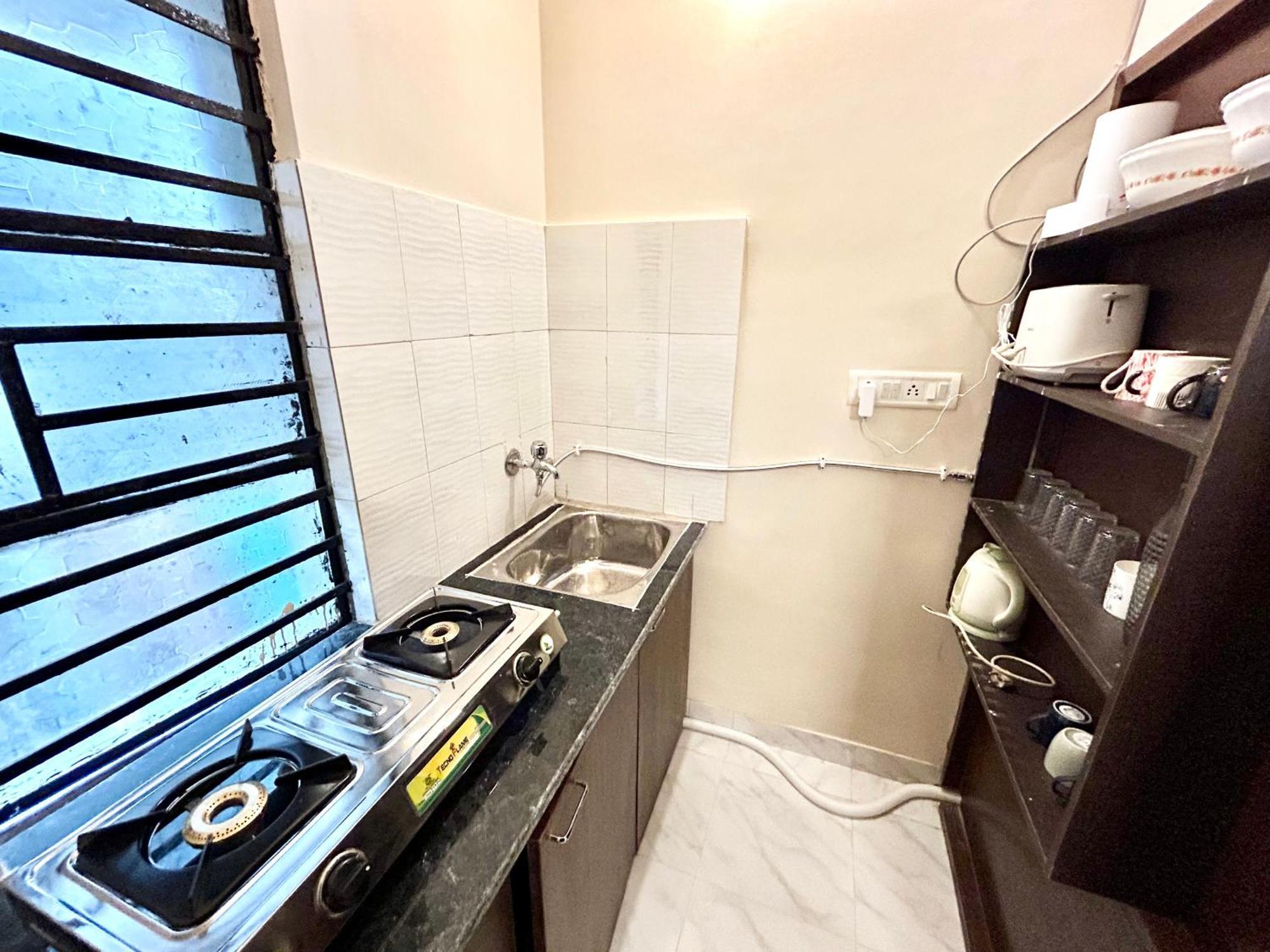 Cozy 2Bhk Apt Near Ruby Hospital & Em Bypass Kalküta Dış mekan fotoğraf